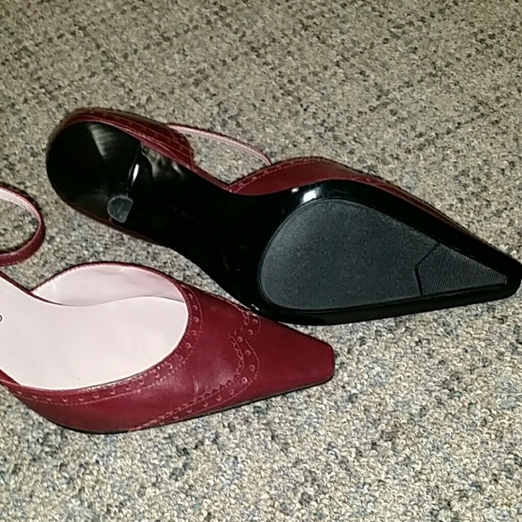 Bandolino plum/wine ankle strap shoes - Picture 4 of 4